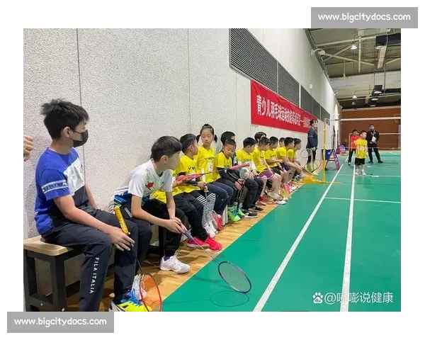 以科学方法系统提升青少年羽毛球教学效果与实战能力培养路径